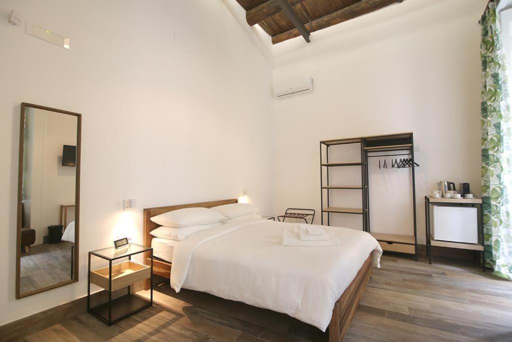 Antica Residenza Fusco Hotel Nápoles Exterior foto